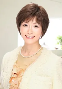 医療用ウィッグエレガント・ショート